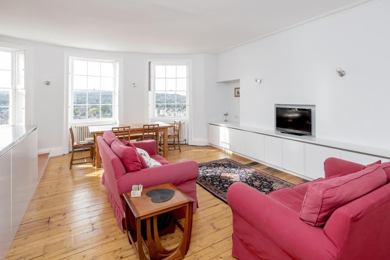 Stunning Georgian Apartment In Central Бат Экстерьер фото